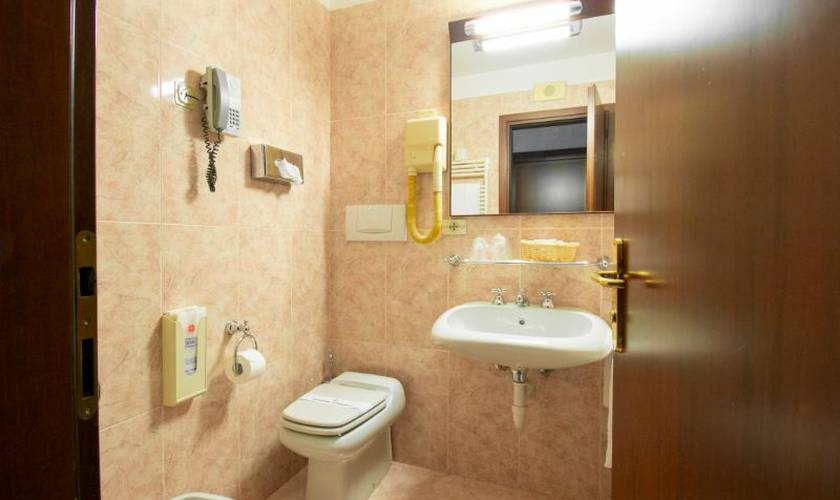 Camera superior singola Hotel Excelsior San Marco**** BERGAMO Camera superior singola Hotel Excelsior San Marco**** BERGAMO