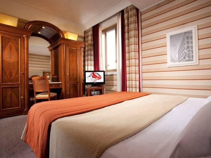Camera superior matrimoniale hotel mascagni**** roma Camera superior matrimoniale hotel mascagni**** roma