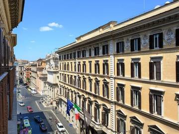 Facciata Mascagni Luxury Rooms & Suites**** ROMA