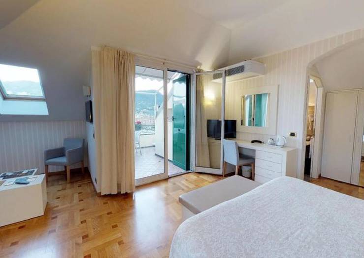 Junior suite for 4 people Hotel Metropole & Santa Margherita**** SANTA MARGHERITA LIGURE