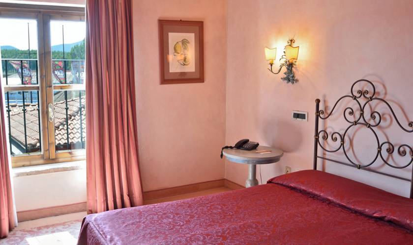 Classic room with french bed Hotel Boccaccio**** PISA-CALCINAIA