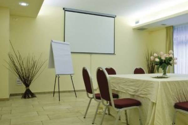 Meeting Regiohotel Manfredi**** MANFREDONIA Meeting Regiohotel Manfredi**** MANFREDONIA