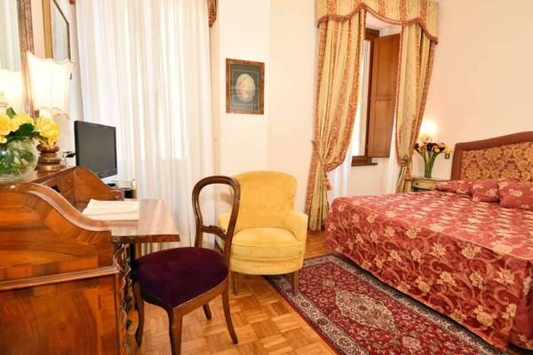 Room double for single use Hotel Forum**** in ROME