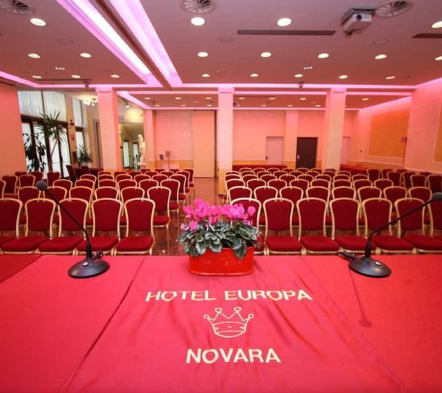 Pesci Hotel Europa**** NOVARA Pesci Hotel Europa**** NOVARA