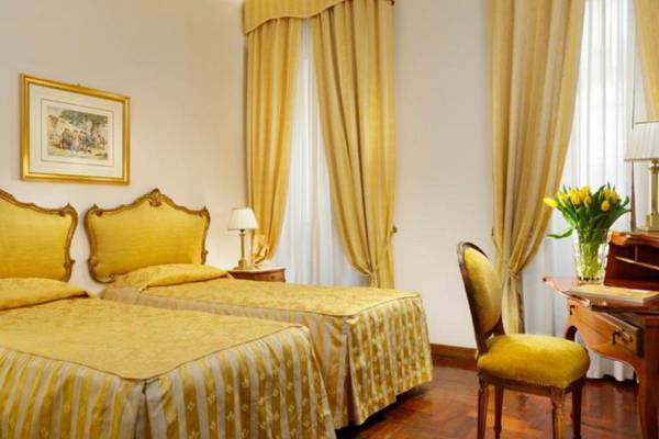 Twin room Hotel Forum**** in ROME