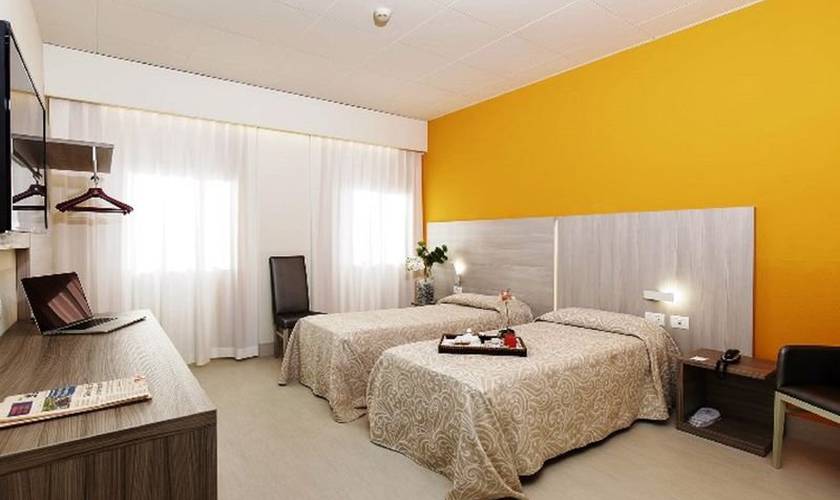 Small room with double or twin beds Alfa Fiera Hotel**** VICENZA Small room with double or twin beds Alfa Fiera Hotel**** VICENZA