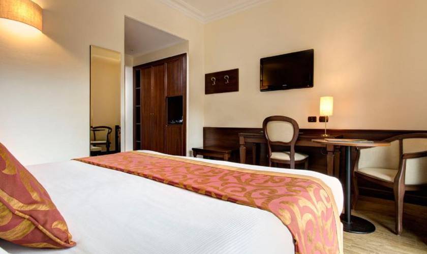 Classic double room Hotel Athena**** SIENA Classic double room Hotel Athena**** SIENA