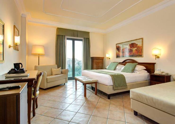Quadruple room Hotel Athena**** SIENA