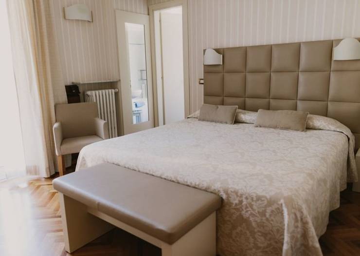 Double for single use Hotel Metropole & Santa Margherita**** SANTA MARGHERITA LIGURE Double for single use Hotel Metropole & Santa Margherita**** SANTA MARGHERITA LIGURE