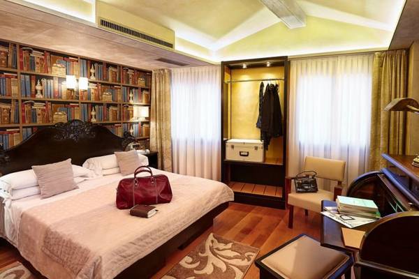 Classic double room Hotel Saturnia & International**** in VENICE