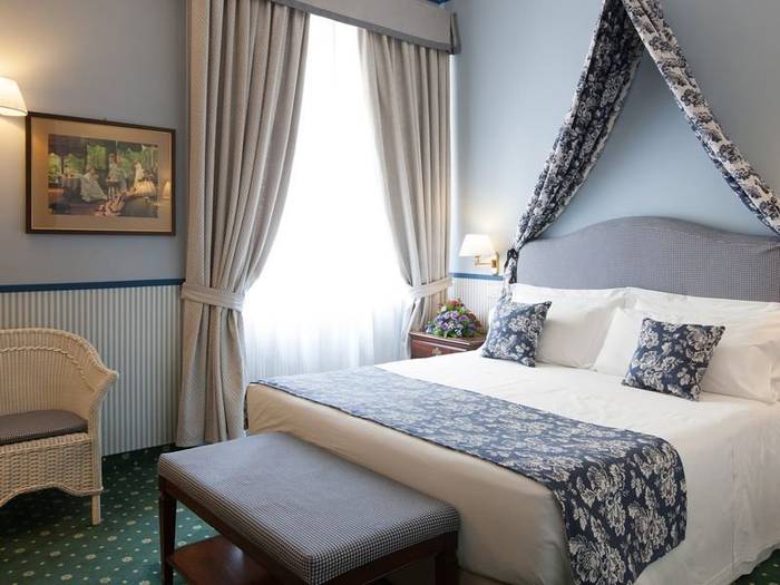 Superior double room hotel victoria**** turin Superior double room hotel victoria**** turin