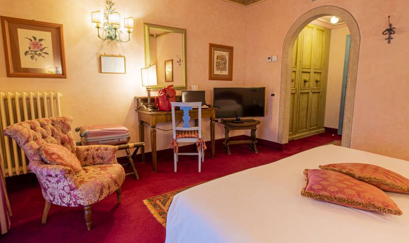 Classic room eith double or twin beds Hotel Boccaccio**** PISA-CALCINAIA