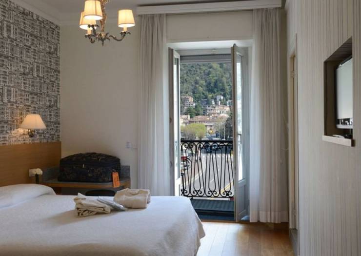 Classic  double room Hotel Metropole & Suisse Au Lac**** COMO