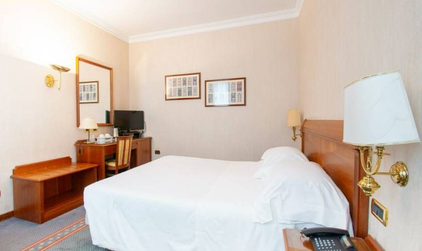 Standard double room Hotel Excelsior San Marco**** BERGAMO Standard double room Hotel Excelsior San Marco**** BERGAMO