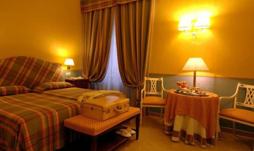 Classic twin room Hotel Victoria**** TURIN