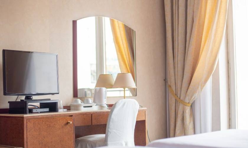 Superior twin room Hotel Excelsior San Marco**** BERGAMO Superior twin room Hotel Excelsior San Marco**** BERGAMO