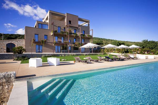 Swimming pool Hotel Relais Chiaramonte**** RAGUSA Swimming pool Hotel Relais Chiaramonte**** RAGUSA