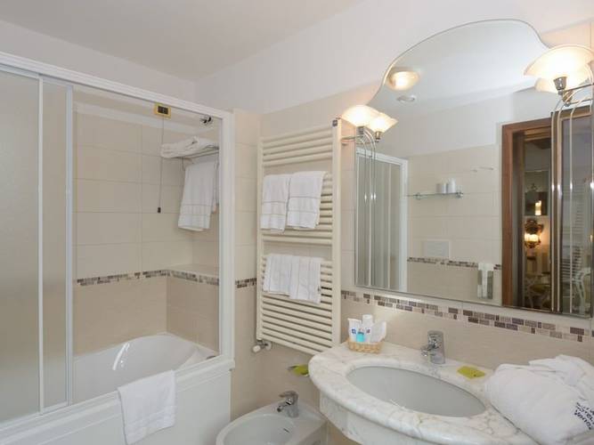 Superior double room hotel ala*** venice Superior double room hotel ala*** venice