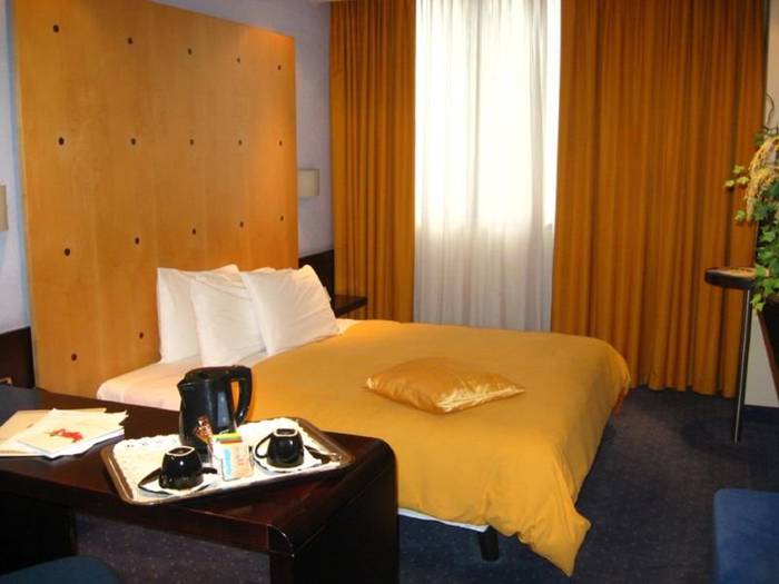 Camera a due letti hotel degli imperatori**** roma Camera a due letti hotel degli imperatori**** roma