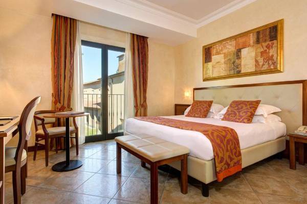 Superior double room Hotel Athena**** in SIENA