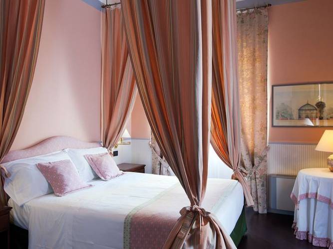 Deluxe double room hotel victoria**** turin Deluxe double room hotel victoria**** turin