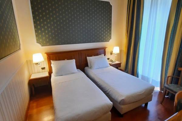Classic twin room Andreola Central Hotel**** in MILAN