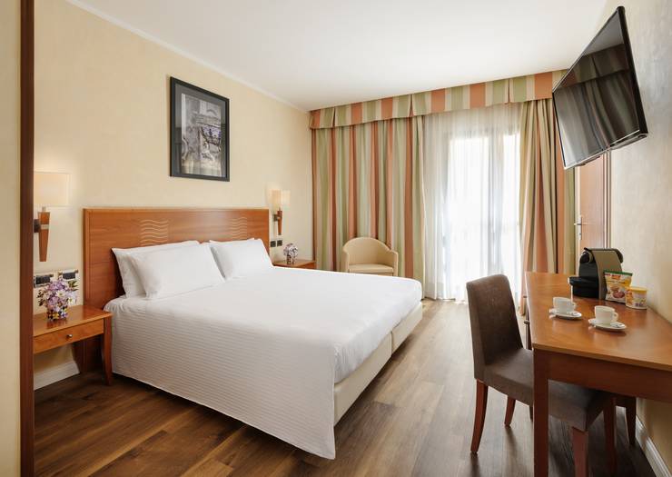 Camera classic matrimoniale Hotel Dei Cavalieri Caserta**** CASERTA