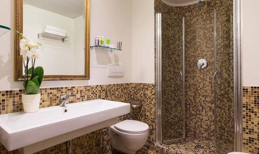 Camera executive singola Hotel Ariston**** ROMA Camera executive singola Hotel Ariston**** ROMA