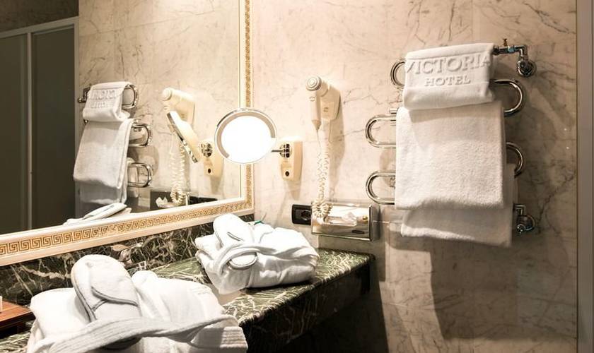 Camera classic a due letti Hotel Victoria**** TORINO Camera classic a due letti Hotel Victoria**** TORINO