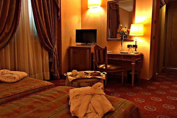 Superior twin room Andreola Central Hotel**** in MILAN
