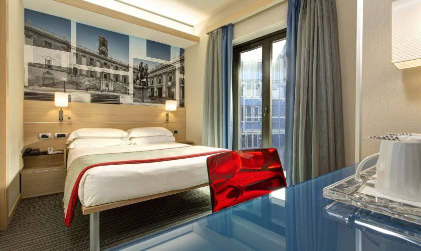 Small double room IQ Hotel Roma****  ROME