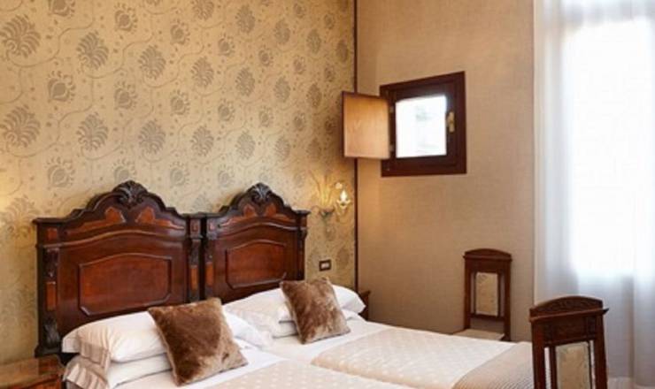Small double room Hotel Saturnia & International**** VENICE