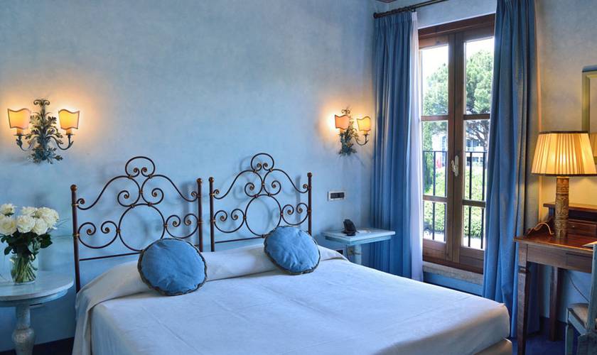 Classic room eith double or twin beds Hotel Boccaccio**** PISA-CALCINAIA Classic room eith double or twin beds Hotel Boccaccio**** PISA-CALCINAIA