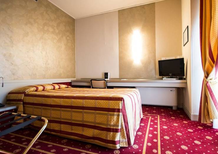Superior single room Hotel Excelsior San Marco**** BERGAMO Superior single room Hotel Excelsior San Marco**** BERGAMO