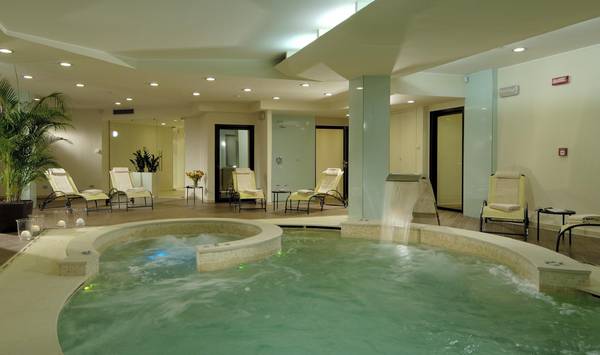 rizzi aquacharme hotel & spa**** boario terme rizzi aquacharme hotel & spa**** boario terme