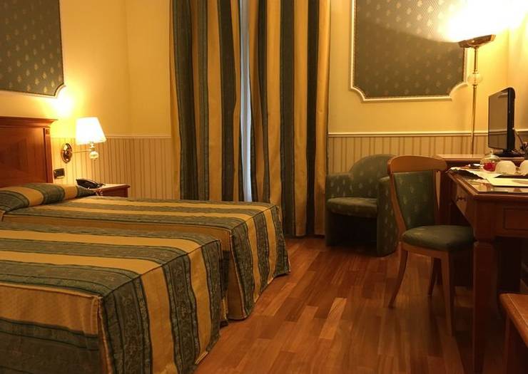 Camera classic a due letti Andreola Central Hotel**** MILANO Camera classic a due letti Andreola Central Hotel**** MILANO