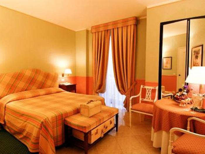Classic double room hotel victoria**** turin Classic double room hotel victoria**** turin