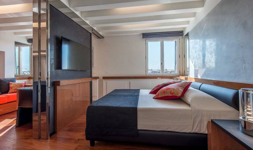 Deluxe apartment with view Hotel Rialto**** VENICE