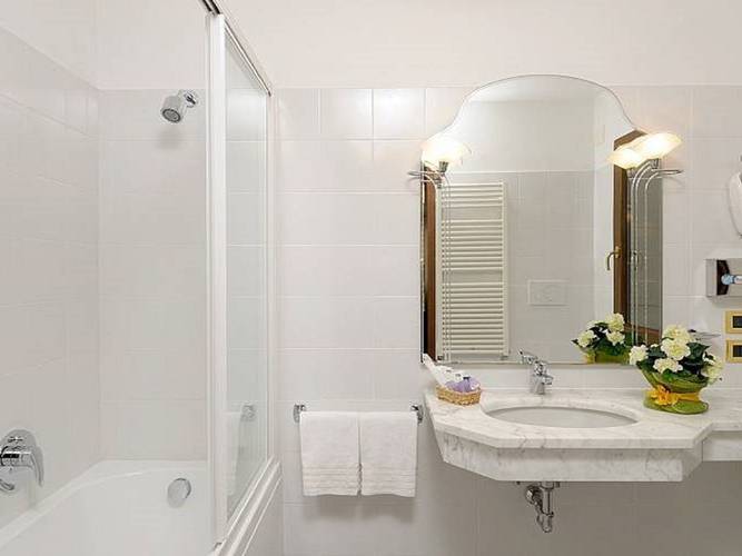 Deluxe double room hotel ala*** venice Deluxe double room hotel ala*** venice