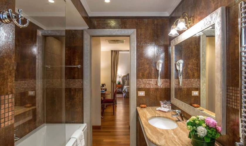 Suite con vista Hotel Forum**** ROMA Suite con vista Hotel Forum**** ROMA