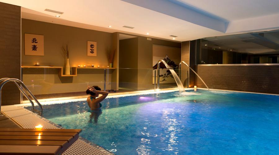 UNA VACANZA IDEALE TRA ESPLORAZIONE E BENESSERE Space Hotels UNA VACANZA IDEALE TRA ESPLORAZIONE E BENESSERE Space Hotels