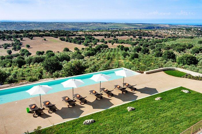 OSPITALITÀ CON VOCAZIONE OLIO EVO E TERRITORIO Space Hotels OSPITALITÀ CON VOCAZIONE OLIO EVO E TERRITORIO Space Hotels