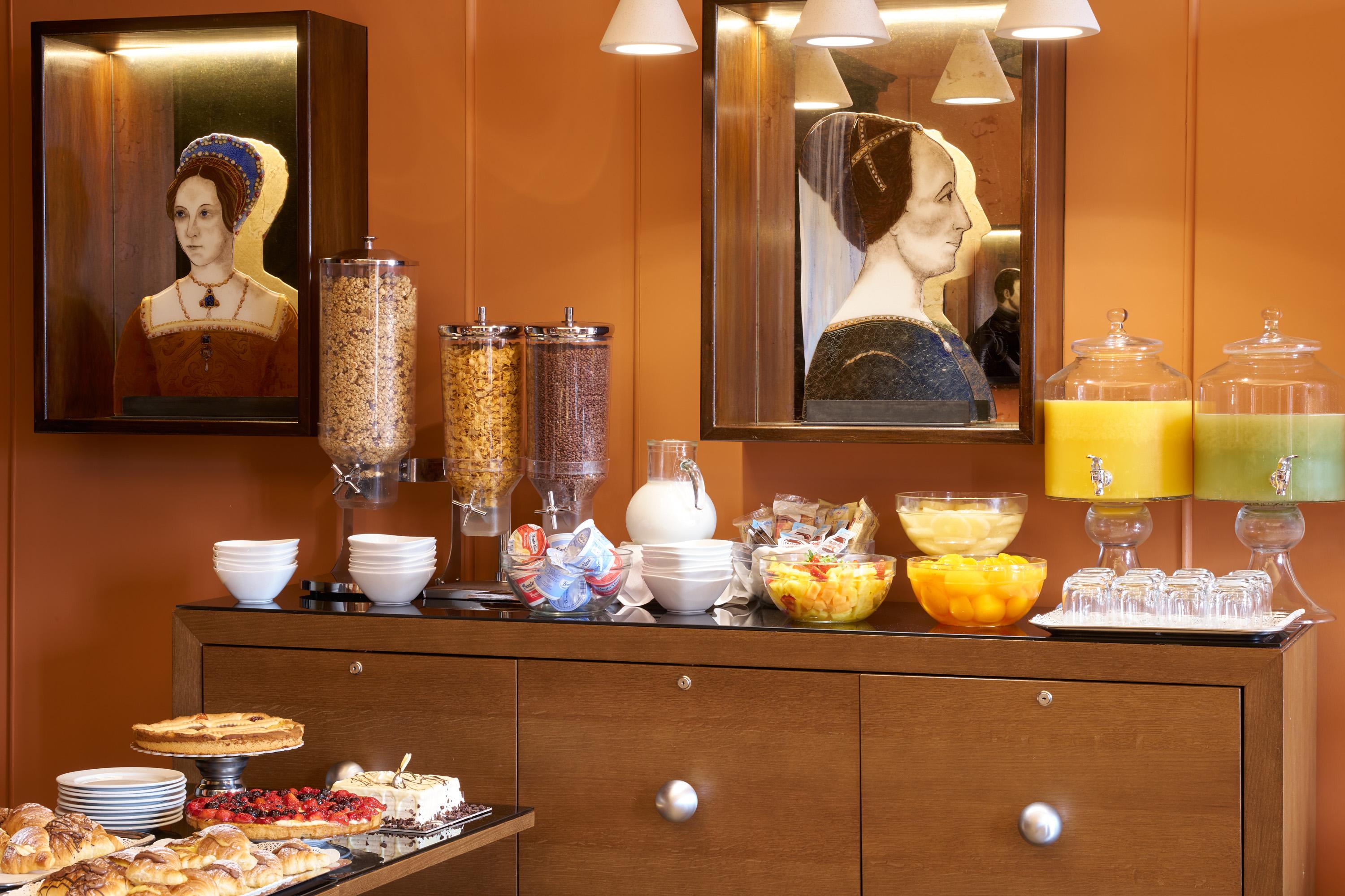 Buffet breakfast Mascagni Luxury Rooms & Suites**** ROMA