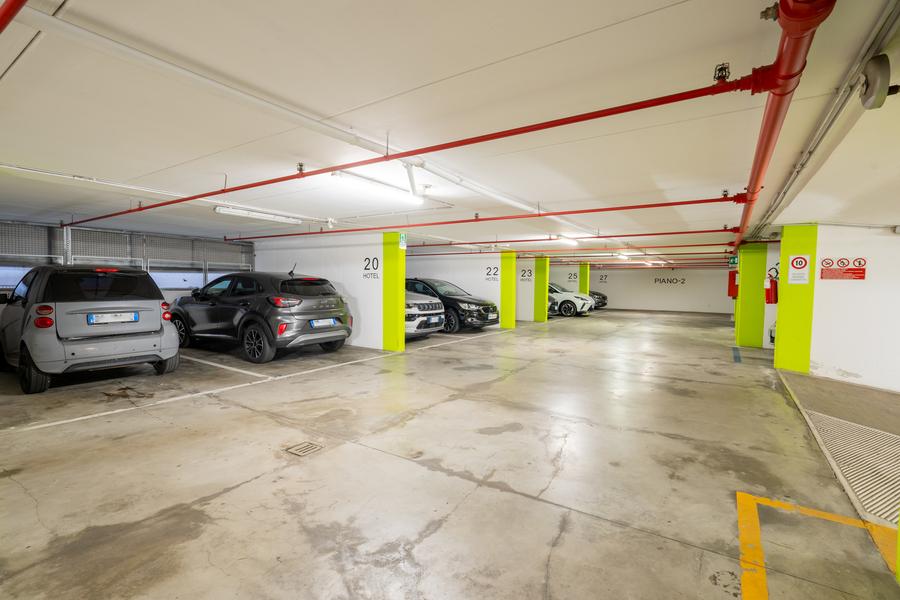 Parking Hotel Des Etrangers*** MILAN
