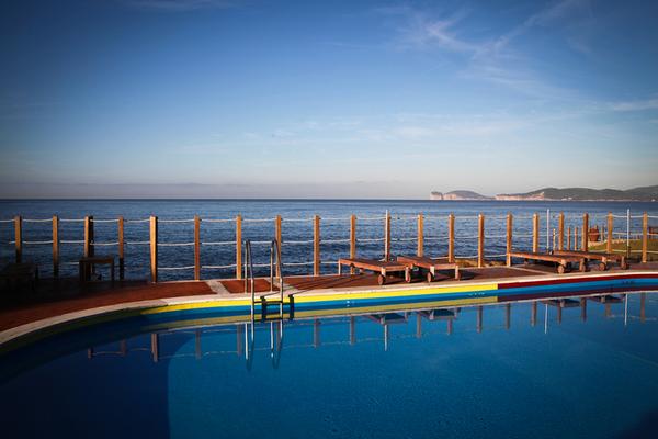 Piscina Villa Las Tronas Hotel & Spa ALGHERO Piscina Villa Las Tronas Hotel & Spa ALGHERO