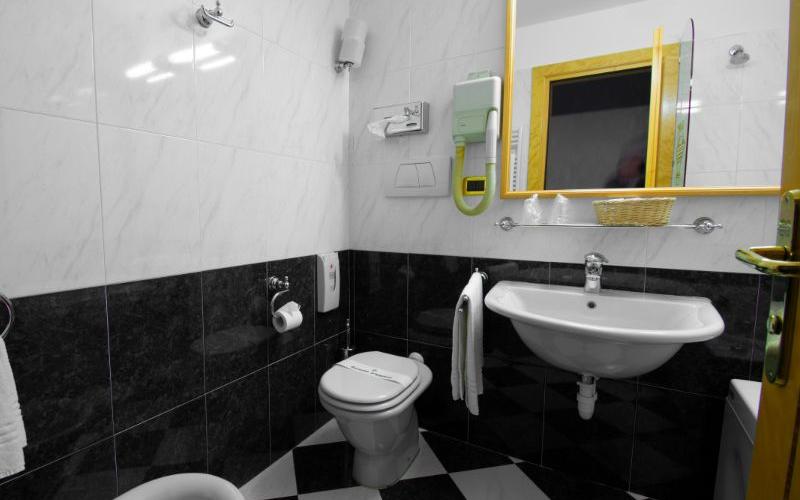 Camera deluxe matrimoniale Hotel Excelsior San Marco**** BERGAMO Camera deluxe matrimoniale Hotel Excelsior San Marco**** BERGAMO