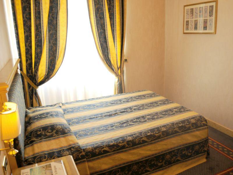 Camera deluxe singola Hotel Excelsior San Marco**** a BERGAMO