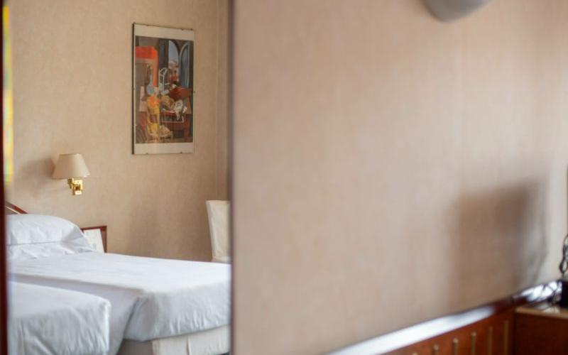 Camera standard a due letti Hotel Excelsior San Marco**** BERGAMO Camera standard a due letti Hotel Excelsior San Marco**** BERGAMO