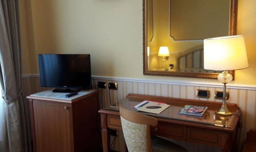 Camera classic matrimoniale Andreola Central Hotel**** MILANO Camera classic matrimoniale Andreola Central Hotel**** MILANO