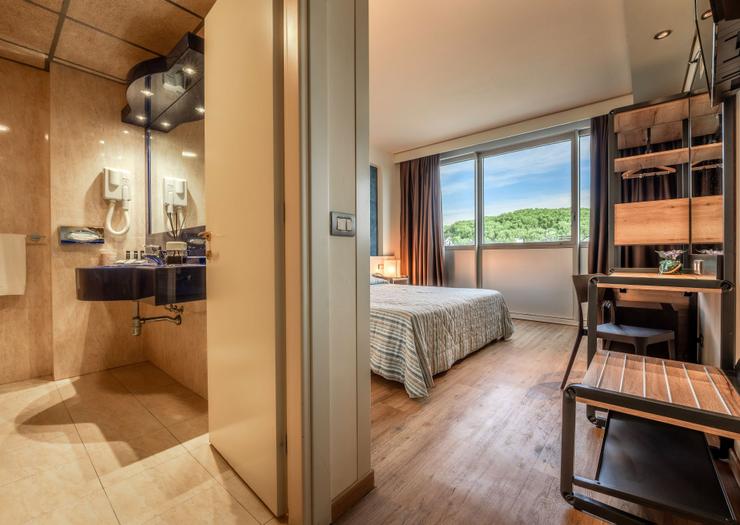 Camera standard matrimoniale Hotel Galilei**** PISA Camera standard matrimoniale Hotel Galilei**** PISA